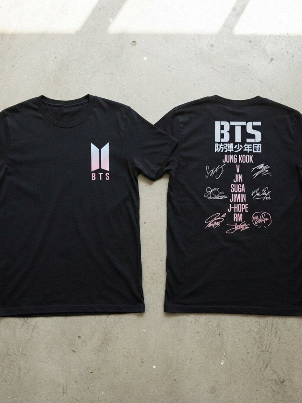 BTS Members Signatures Logo K-Pop Graphic T-Shirt
